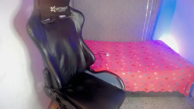 Yei lee  online show from 04/14/26, 03:45