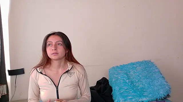 Lala fluffy online show from 04/04/26, 07:44