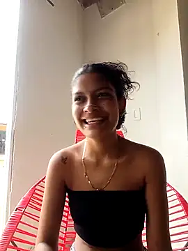 Snapshot of Lyra_Siren chatting on 04/15/26, 06:26 Lyra Siren online show from 04/15/26, 06:26