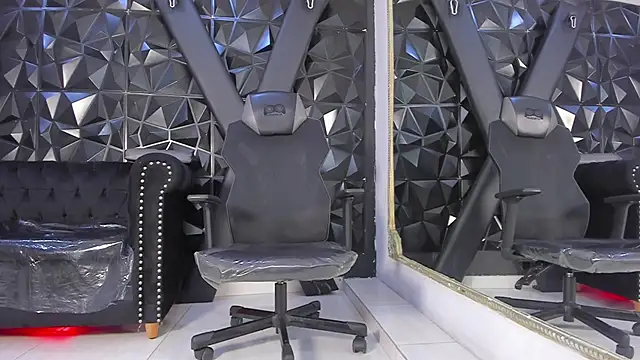 AbbyRogers1 online show from 04/11/26, 07:45