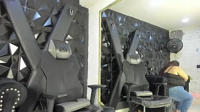 AbbyRogers1 online show from 04/13/26, 04:29