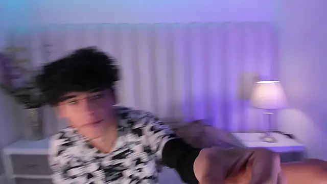 Snapshot of MiaAndFelim chatting on 04/08/26, 12:16 MiaAndFelim online show from 04/08/26, 12:16