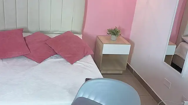 jhan vassilis online show from 04/11/26, 05:12