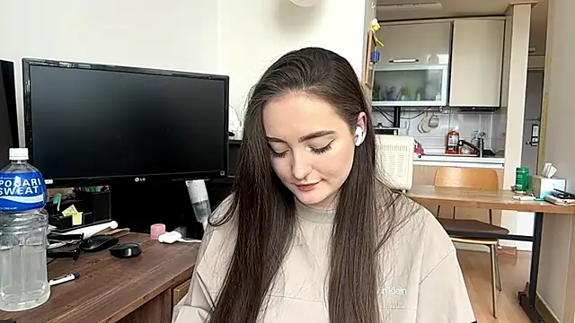 Snapshot of Marry_Stritteded chatting on 04/04/26, 02:10 Marry Stritteded online show from 04/04/26, 02:10