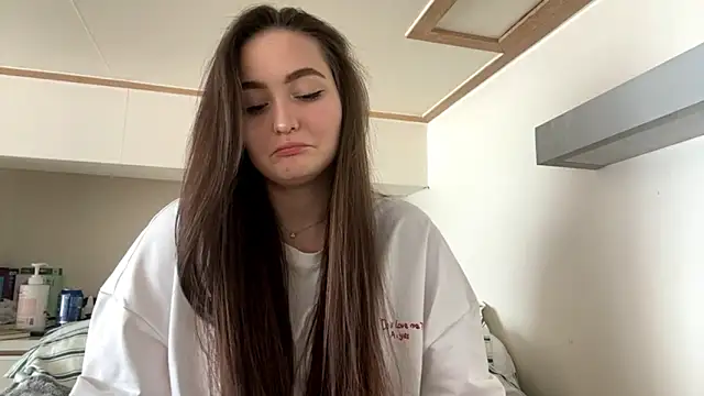 Snapshot of Marry_Stritteded chatting on 04/14/26, 02:17 Marry Stritteded online show from 04/14/26, 02:17