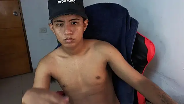 darknigthx online show from 04/04/26, 04:11