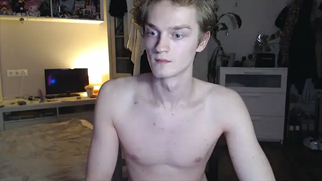 Snapshot of Daniel_Yumm chatting on 04/15/26, 10:54 Daniel Yumm online show from 04/15/26, 10:54