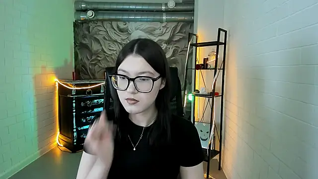 JennyGibson online show from 04/07/26, 05:19