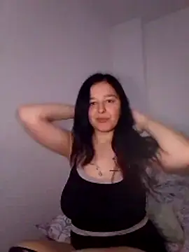 EmmaWillow online show from 04/08/26, 10:26