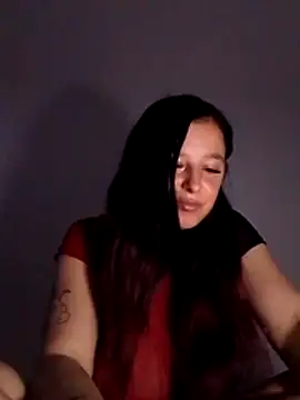 EmmaWillow online show from 04/15/26, 06:59