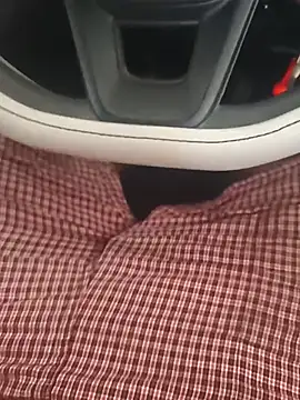 darkromeo99 online show from 04/17/26, 05:21