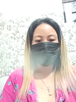 Bristy BigBoobs online show from 04/15/26, 03:52