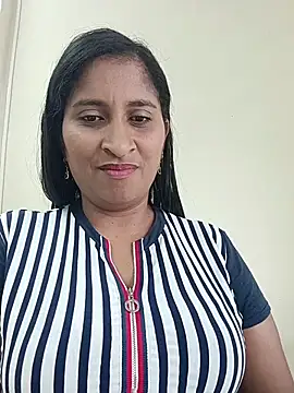 SofiaMendez1  online show from 07/09/26, 01:48