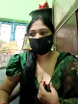 Pinki-girl online show from 04/11/26, 07:24