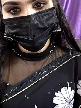 Snapshot of Shakshana-queen chatting on 04/07/26, 10:05 Shakshana-queen online show from 04/07/26, 10:05