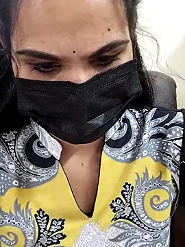 Snapshot of Shakshana-queen chatting on 04/16/26, 09:54 Shakshana-queen online show from 04/16/26, 09:54