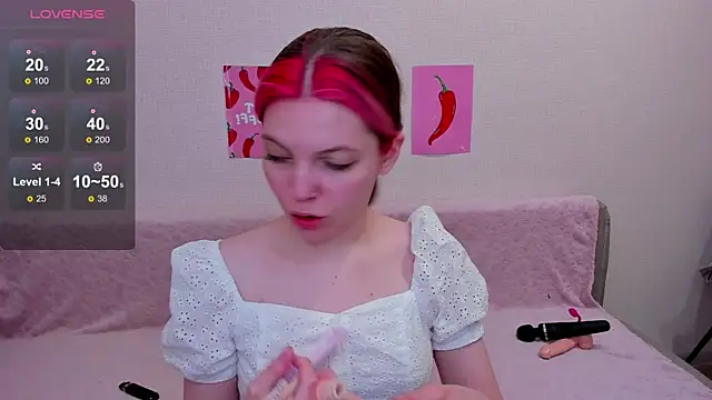 Marie Reyess online show from 05/25/26, 03:12