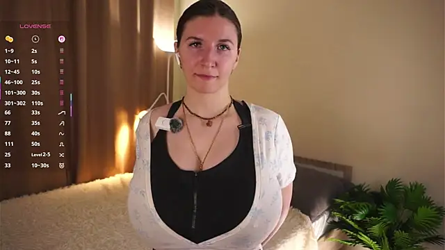 Snapshot of TyeshaMonter chatting on 04/06/26, 05:36 TyeshaMonter online show from 04/06/26, 05:36