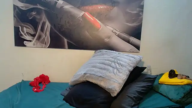 Lola-77 online show from 04/14/26, 09:21