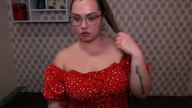 Snapshot of AminaSoul_ chatting on 04/10/26, 07:46 AminaSoul online show from 04/10/26, 07:46