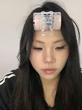 Lina 577 online show from 04/11/26, 06:51