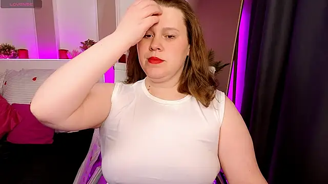 Karolisse online show from 04/15/26, 07:48