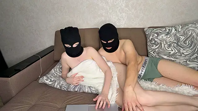 PamelaCouple  online show from 04/09/26, 02:44