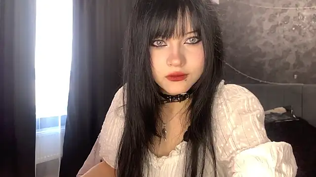 EmilyEmbears online show from 04/14/26, 05:57