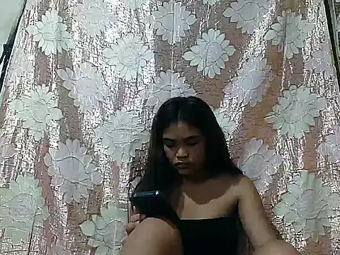 AsianPinay18 online show from 04/04/26, 09:23