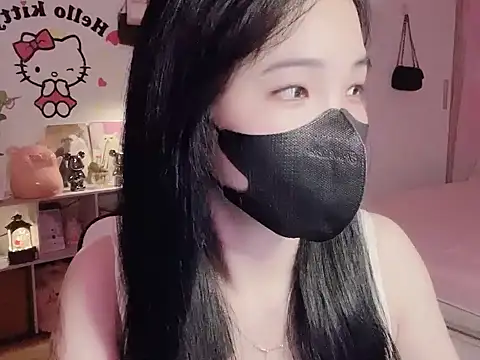 Snapshot of Yua-Rin20 chatting on 04/14/26, 04:35 Yua-Rin20 online show from 04/14/26, 04:35