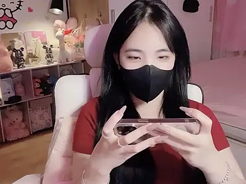 Snapshot of Yua-Rin20 chatting on 04/15/26, 07:58 Yua-Rin20 online show from 04/15/26, 07:58