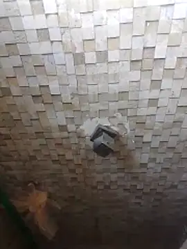 Snapshot of Lc022g chatting on 04/16/26, 02:18 Lc022g online show from 04/16/26, 02:18