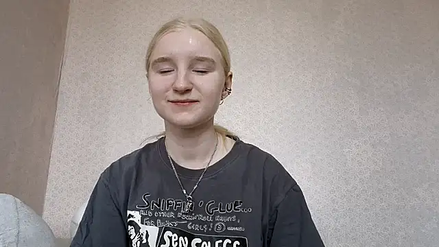 Snapshot of ForwentSeat chatting on 04/07/26, 07:09 ForwentSeat online show from 04/07/26, 07:09