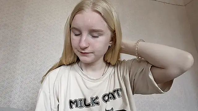 Snapshot of ForwentSeat chatting on 04/14/26, 07:03 ForwentSeat online show from 04/14/26, 07:03