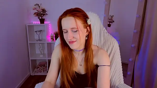 EvaBellea online show from 04/15/26, 01:40