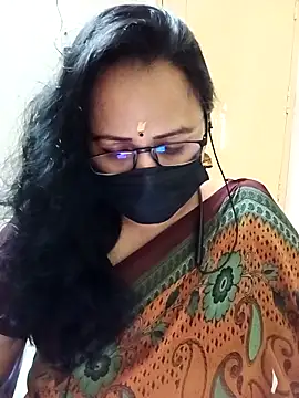 monisha cam online show from 04/15/26, 05:58