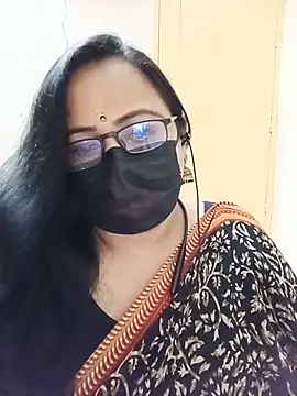monisha cam online show from 06/18/26, 05:39