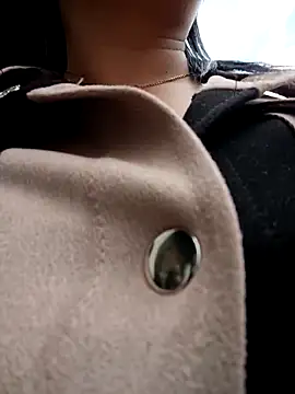 Lesli 26 online show from 04/16/26, 06:52