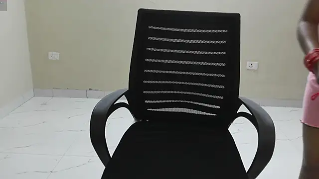Hot Bhabhi 1 online show from 05/27/26, 08:17