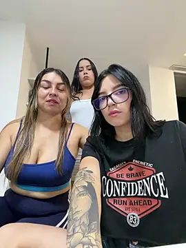 luna swee online show from 04/22/26, 12:46