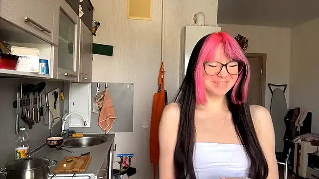 WifeAileen online show from 04/16/26, 06:36