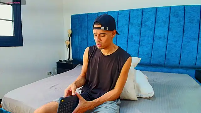 Pablo Cruzz online show from 04/10/26, 07:40