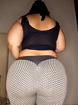 Sexy yassimna online show from 04/14/26, 03:40