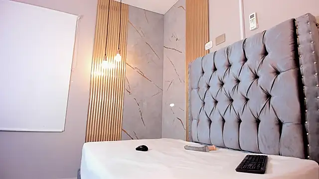 Snapshot of kay_chell_ chatting on 04/06/26, 12:28 kay chell online show from 04/06/26, 12:28