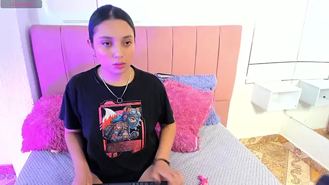 jade roux online show from 04/04/26, 08:56