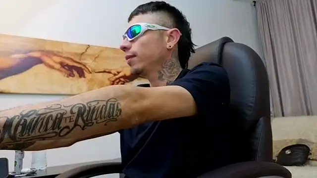 Charlie Foxie online show from 04/03/26, 08:07