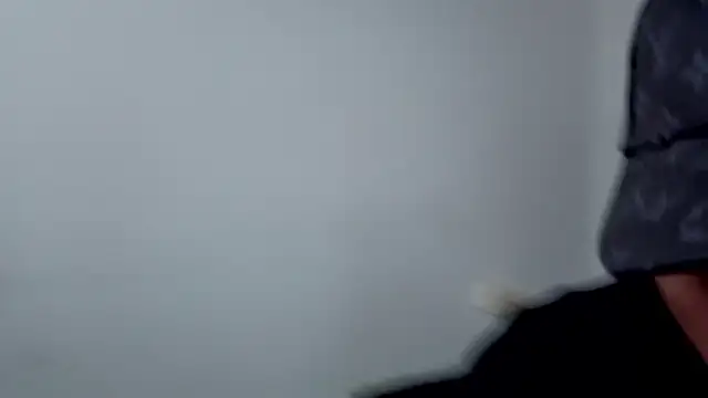 Charlie Foxie online show from 04/12/26, 03:33