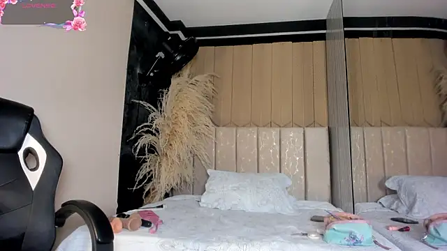 LexiAdamss online show from 06/18/26, 12:42