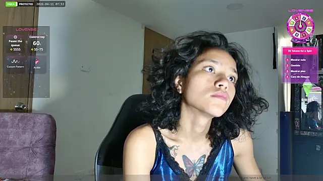 Snapshot of Malika_x_noor chatting on 04/11/26, 12:53 Malika x noor online show from 04/11/26, 12:53