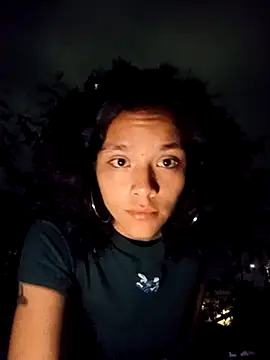 Snapshot of Malika_x_noor chatting on 04/16/26, 03:29 Malika x noor online show from 04/16/26, 03:29